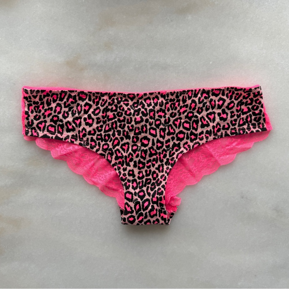 Vintage Victoria’s Secret PINK Leopard Lace Panties
